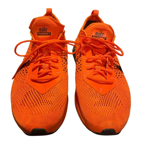 Nike Air Max Flyknit Racer
Total Orange - Picture 4 of 5